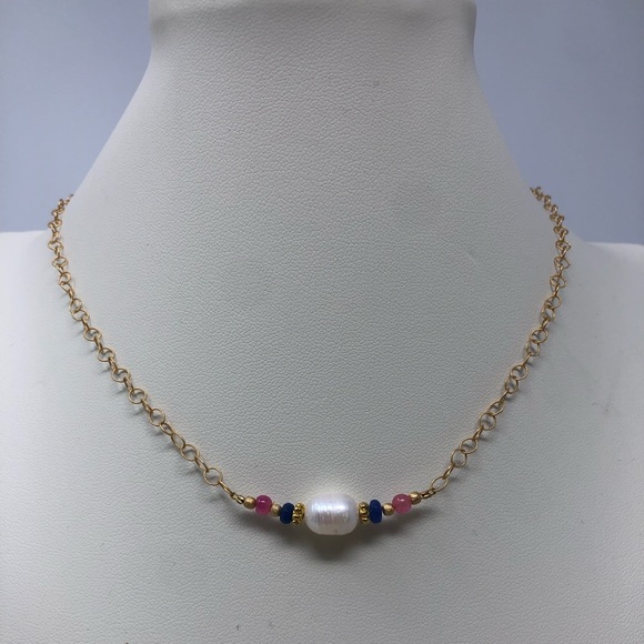 Gold Filled Pearl & Crystal Necklace - Picture 2 of 6